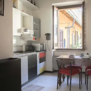 Bnbutler - Navigli - Vicolo Lavandai , Milán Italia